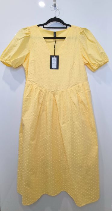 Letnia luźna sukienka YAS Yassbanana roz. M/L