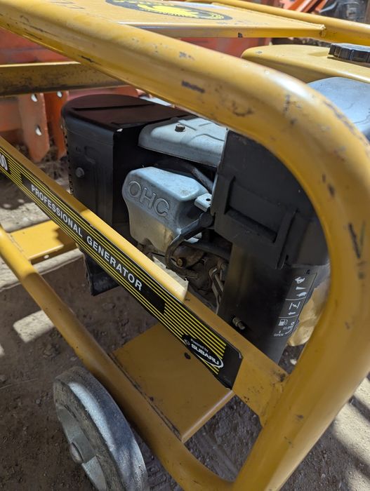 Gerador Arranque Manual 9HP 4.8KVA Benza E5000