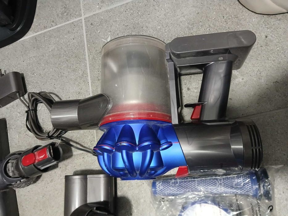 Dyson V7 duży zestaw bateria 100%