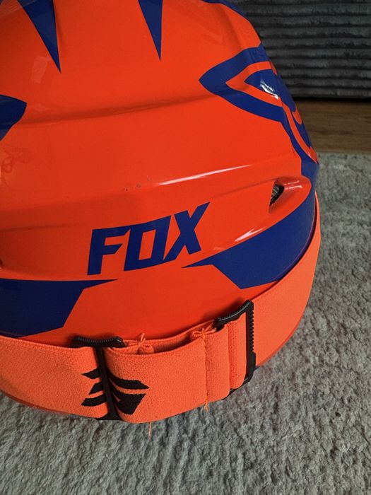 Fox kask z googlami