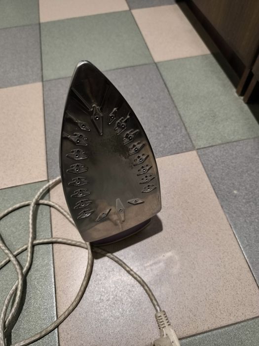 Праска VITEK 2200W