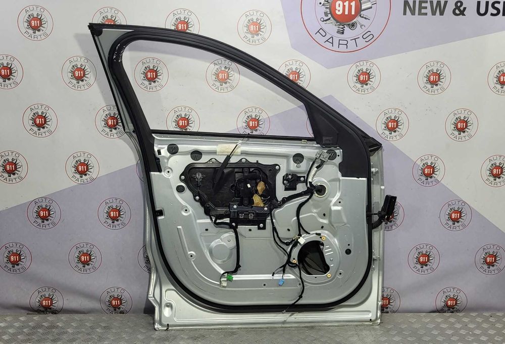 Передні ліві двері на Jaguar F-Pace 2017-2023 оригінал