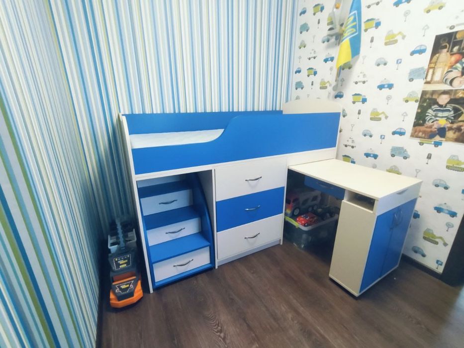 Продам кровать чердак