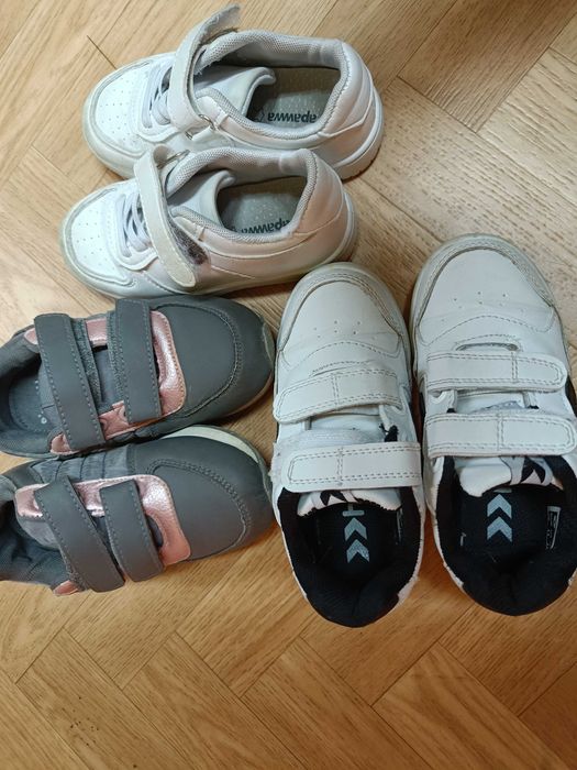 3 pary. Sprzedam buty dziewczynka 28