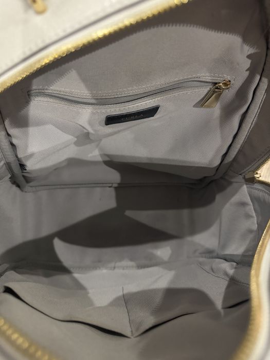 FURLA Robin Medium Leather Backpack Grey шкіряна сумка рюкзак жіноча