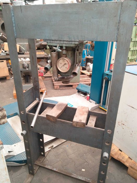 Prasa hydrauliczna warsztatowa
