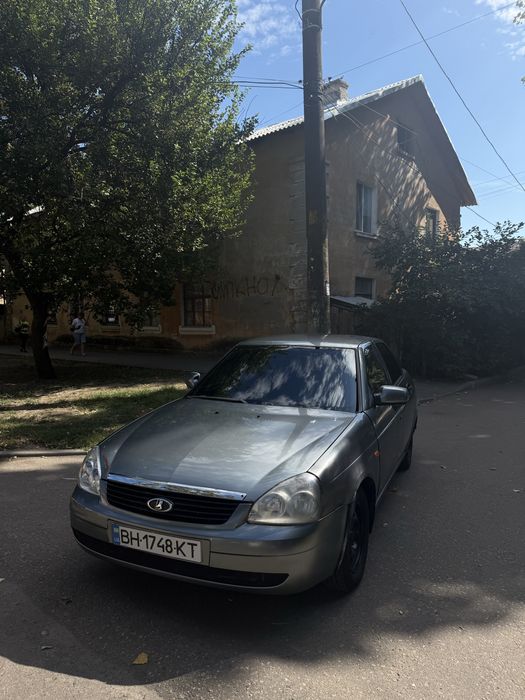 Lada Priora 2008 1.6 шеснарь с переоформлением