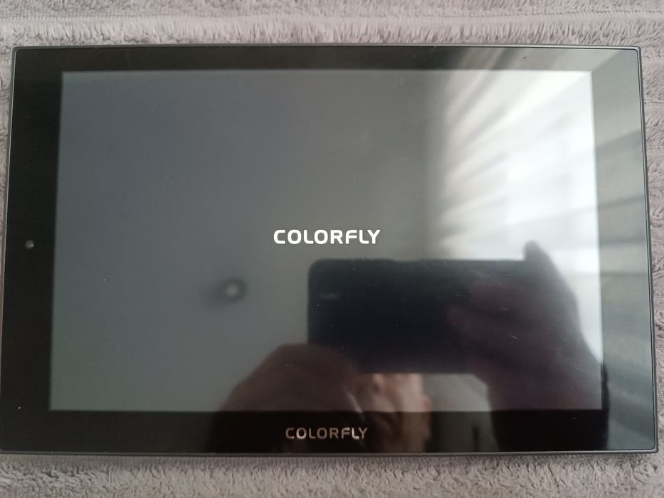Планшет Colorfly модель і898_А_3G