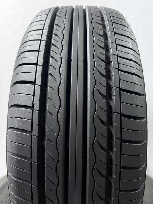 2шт літо 215/65/R15 2023р Kumho Solus KH 17