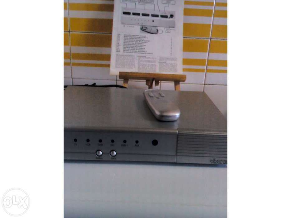 Consola para ligar até 5 aparelhos tv ou outros marca vivanco