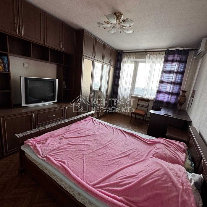 Продається 3к квартира Балакірєва