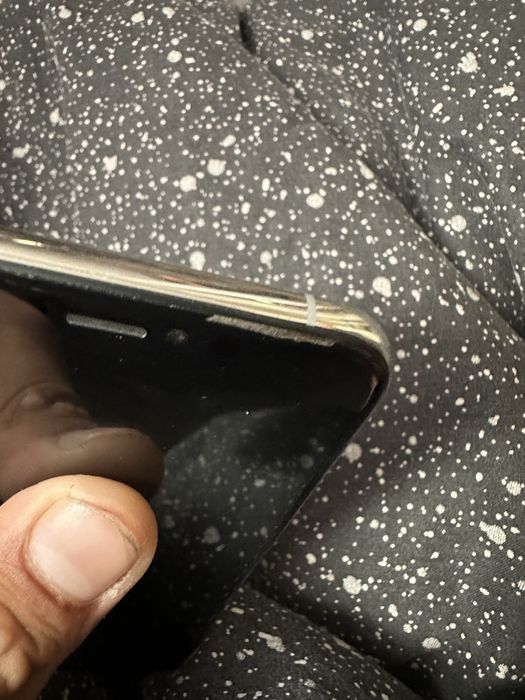 iphone xc R-SIM 64gb 8/10