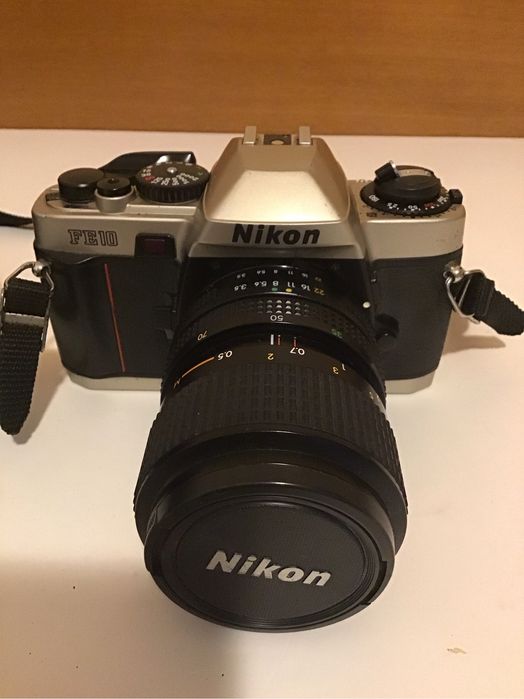 Maquina fotografica Nikon FE10   Vintage