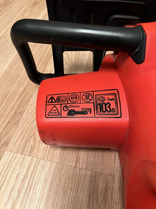 Электропила Black&Decker.GK1635.Made in England.Електропила.
