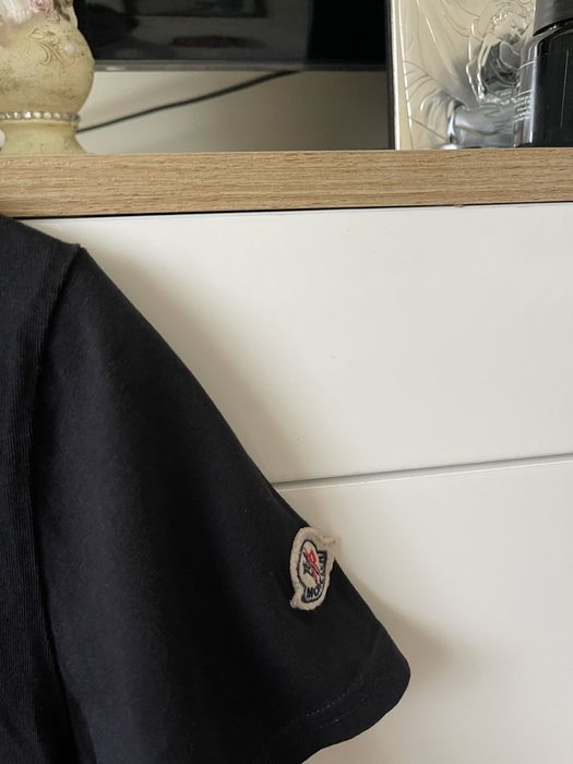 Жіноча футболка Moncler