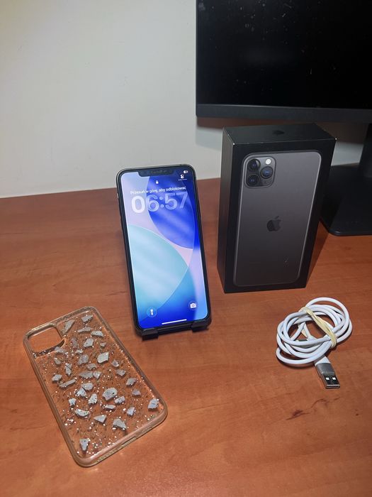 iPhone 11 PRO MAX 64gb idealny