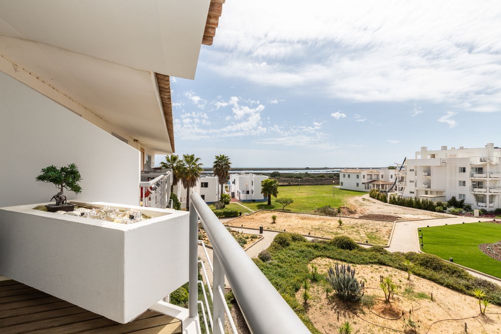 T0+ (2+2) - Apart. Golden Clube, jacuzzi, barco, Piscinas, Animacao