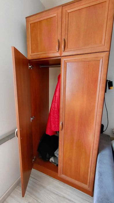 Oddam regał i szafe w dobrym stanie