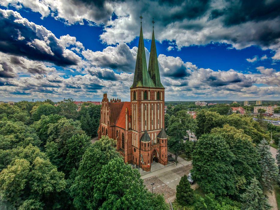 Usługi dronem 4K, Film, Zdjęcia, Śluby, Eventy, Reklama. Pruszków/Warszawa i okolice