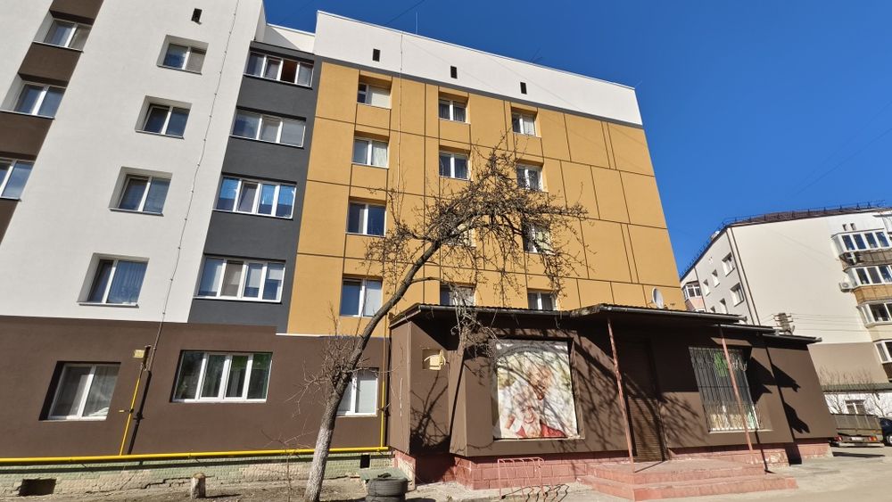 ПРОДАЖ комерції. 1 поверх.  Ірпінь, вул. Миру, 135м2