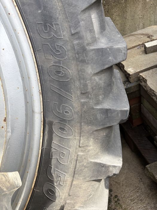 Wąskie kola do międzyrzędzi Michelin Agri Bib 320/90R50 oraz 320/85R38