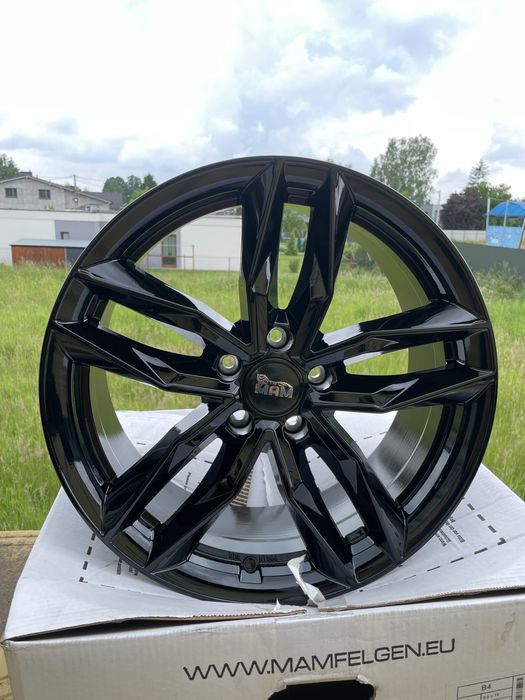 MAM RS3 nowe felgi 18 x 8j 5x112 ET30 Audi