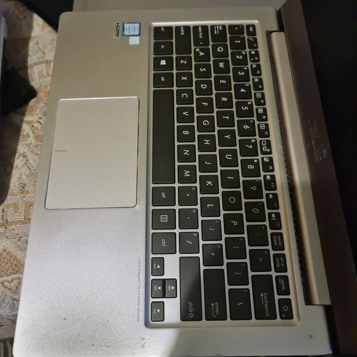 Ноутбук ASUS ux303u.