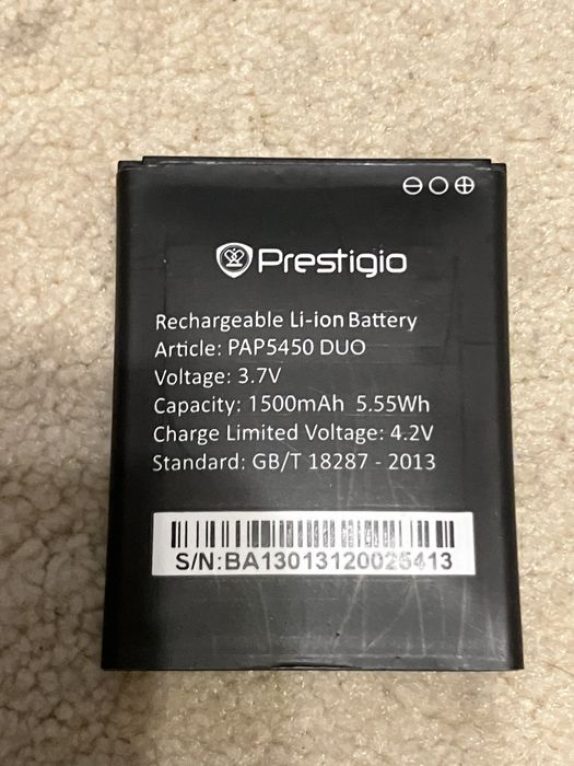 Telefon, smartfon Prestigio MultiPhone PAP5450.