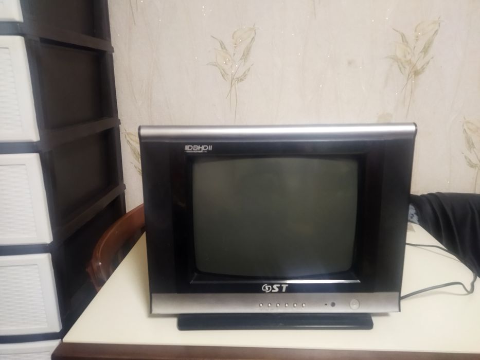 Продам два телевізори