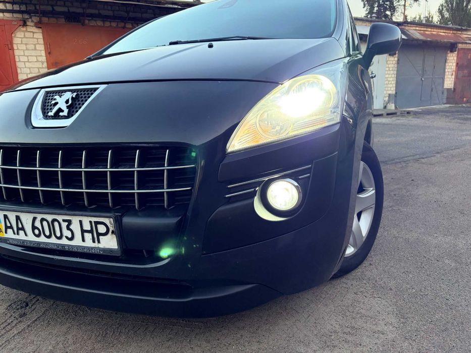 продам авто Peugeot 3008