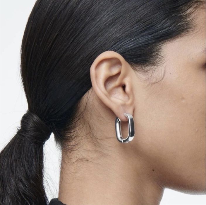 Сережки Cos срібного кольору