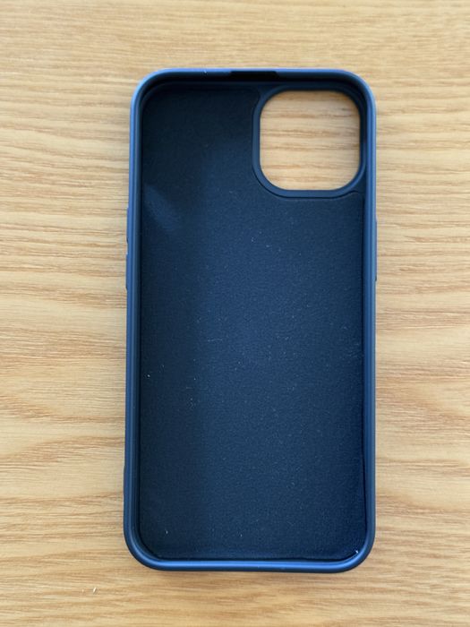 Capas de Proteção iPhone 12 / 12 Pro (Transparente e Preta - Novas)