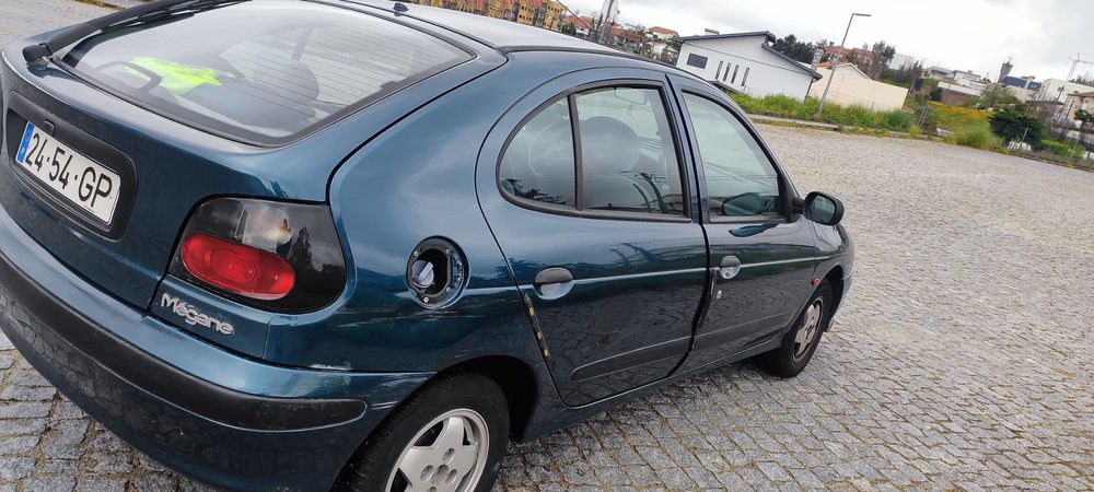 Megane 96 a gasolina