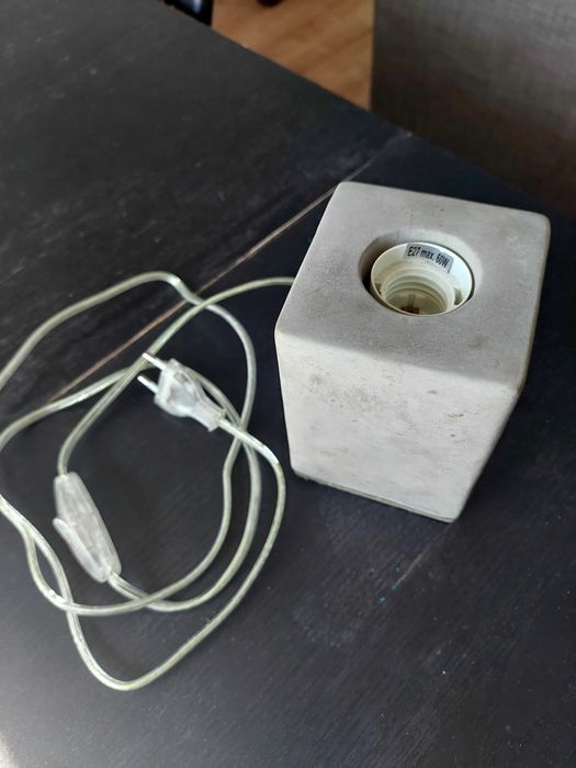 Candeeiros de mesa bloco cimento