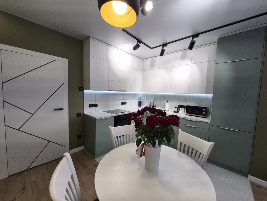 VIP CENTRAL погодинно/подобово