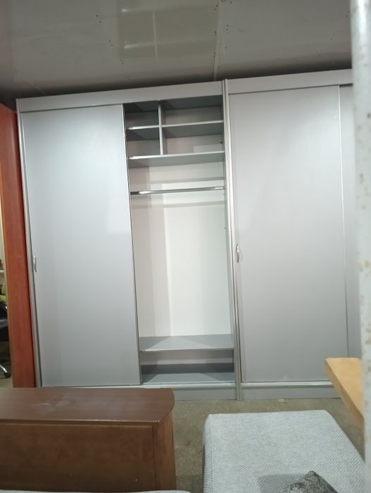 Шафа купе 2 шт.Висота 2.55