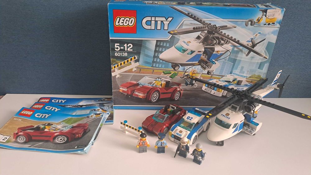 Конструктор LEGO City "Стрімка гонитва" 60138