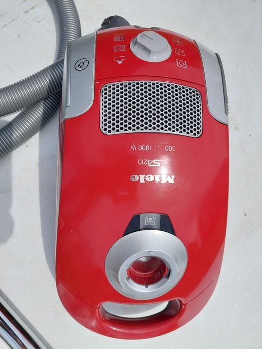 Odkurzacz miele s4 1800W