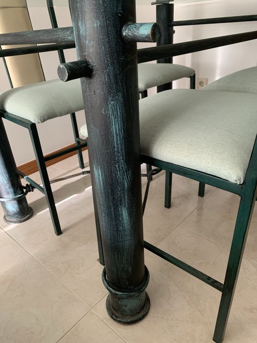 Mesa vidro ,estrutura de ferro enfurujado  ! Tam, 170mm x100mm