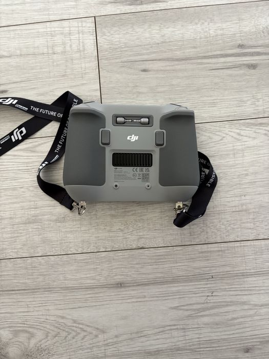 Dron dji mini 3