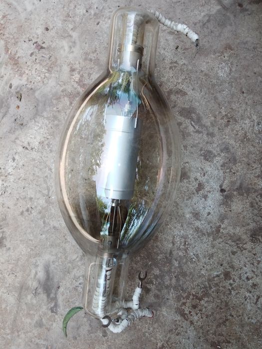 Г м 100 лампа производства СССР