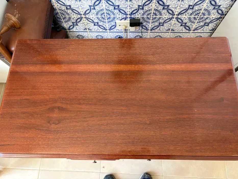 Móvel de TV em Madeira