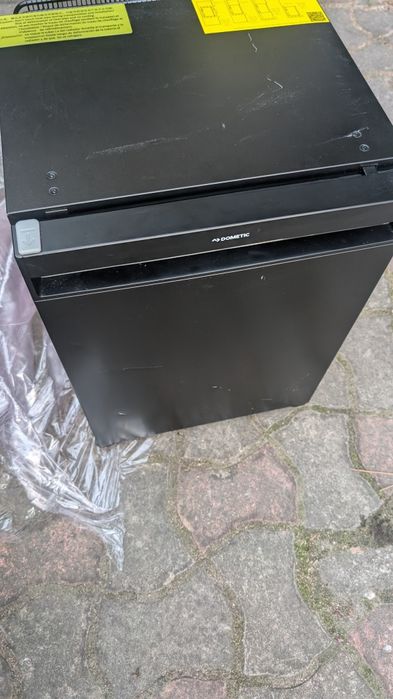 Mini lodówka uszkodzona do naprawy