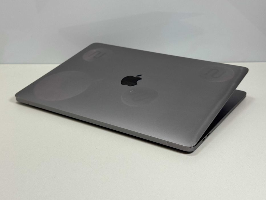 MacBook Pro 13 2016 Touchbar i5 8GB RAM 256GB SSD