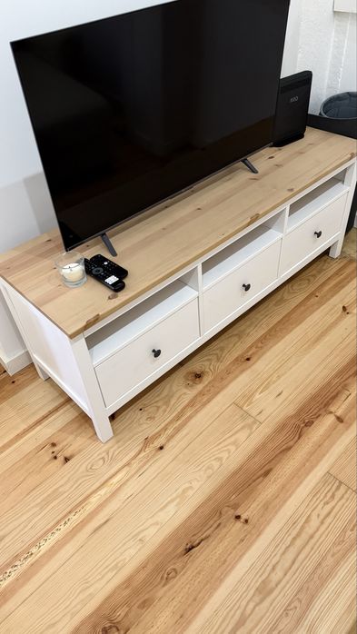 Móvel TV , Hemnes