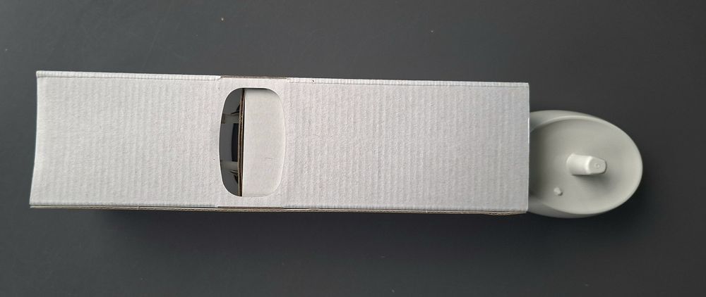 Oral-B nowa ładowarka do szczoteczek