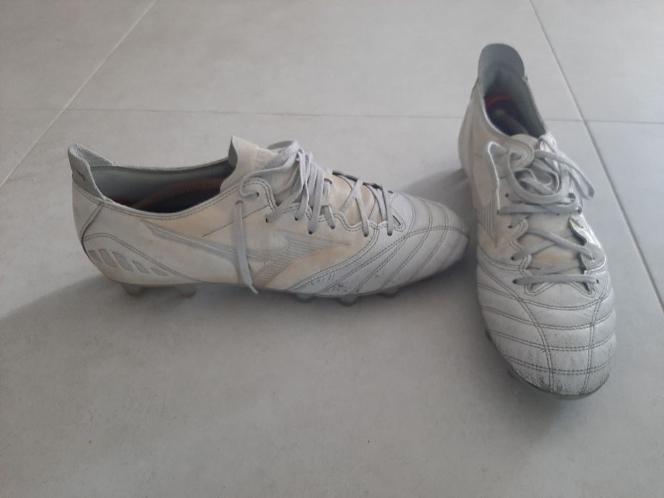 Chuteiras Mizuno