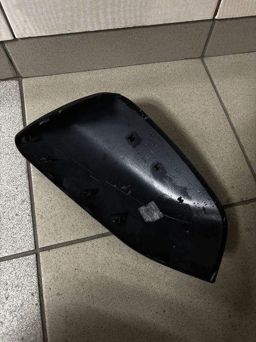 Накладка на праве зеркало Land Rover  LR019961 3304-514
