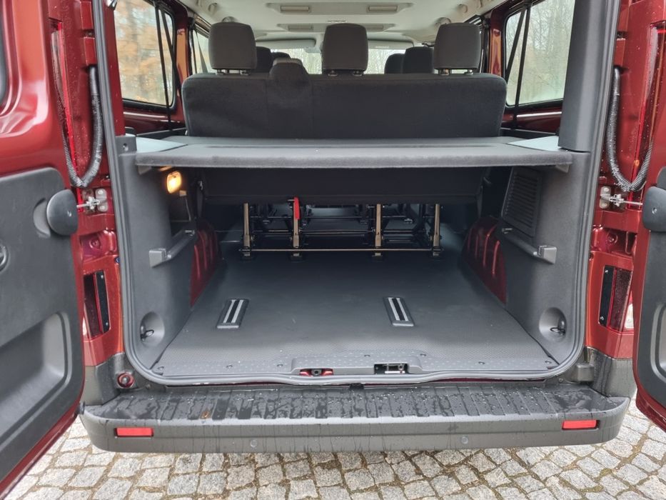 Wynajem busa 9 osobowy NOWY -Wypożyczalnia wolne terminy na Sierpień