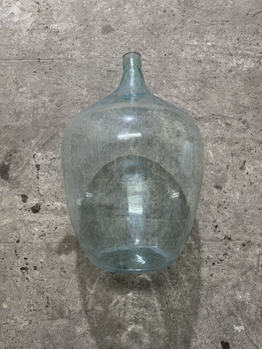 Бутиль ємність для вина